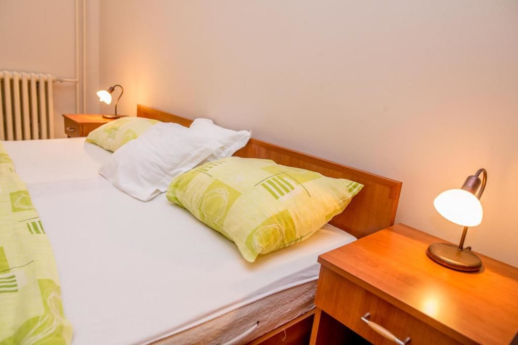 Отель Hotel Sport IN Цетине