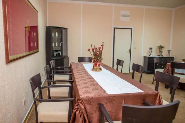 Отель Hotel Sport IN Цетине-43