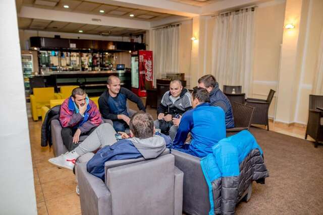 Отель Hotel Sport IN Цетине-10