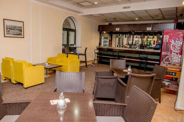 Отель Hotel Sport IN Цетине-11